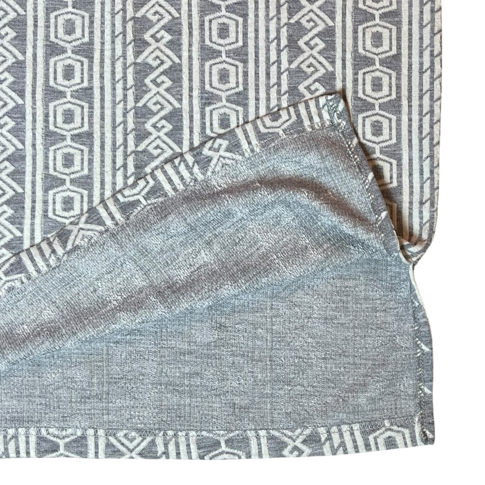 VTG Pebble Court 3/4 Sleeve Shirt Top Women Medium Bohemian Geometric Aztec Gray - Picture 8 of 16